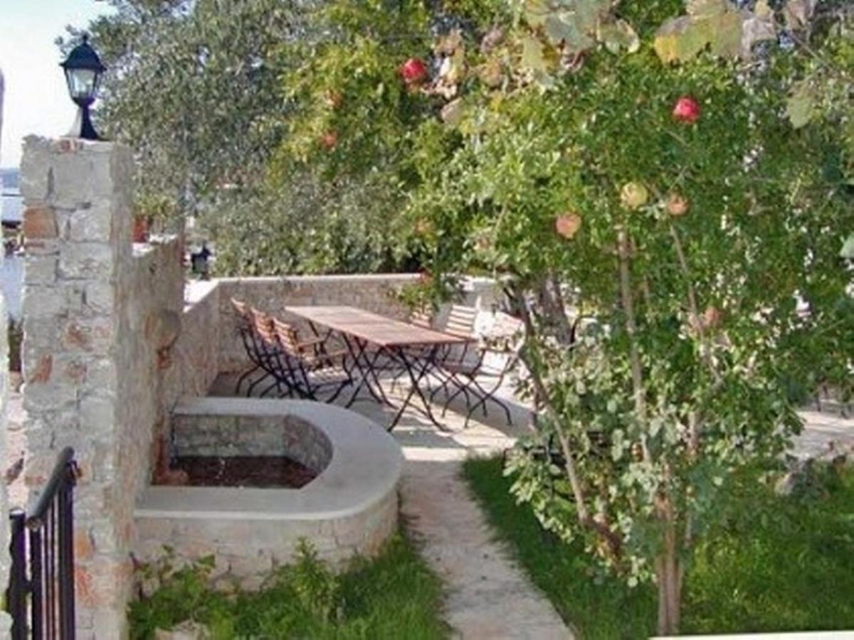 Apartment Luna Trogir Exterior foto